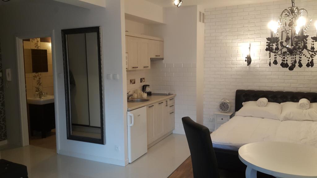 Piekna Apartments White Lomza Bilik gambar